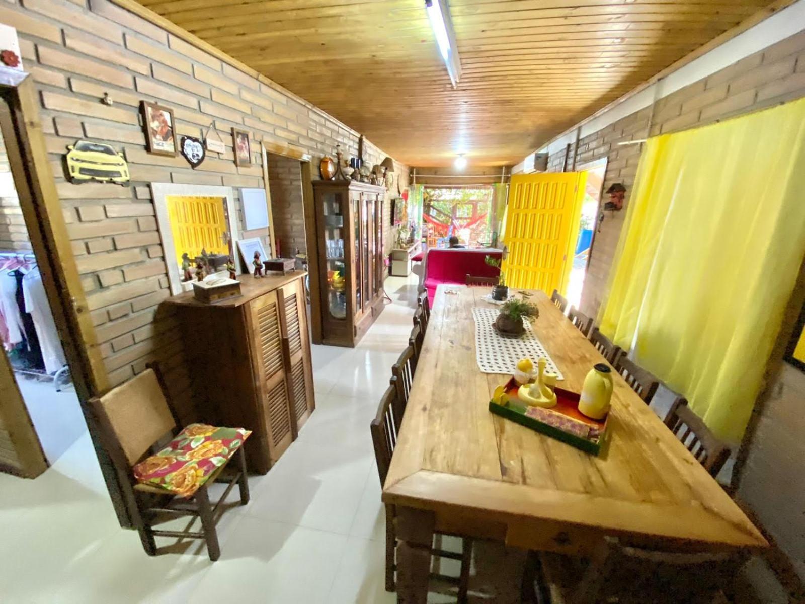 E Residencial Linda *