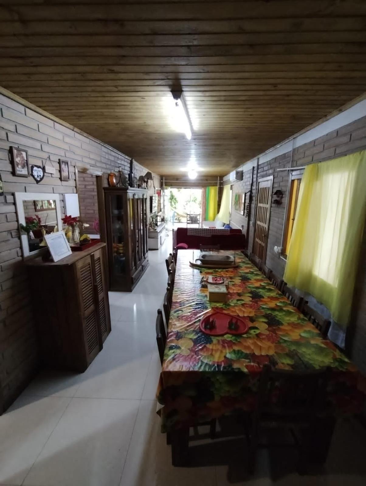 E Residencial Linda *